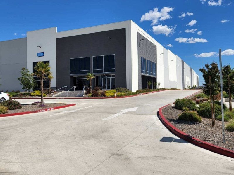 CDS_Warehouse and Distribution Center in Stockton CA, Exterior of the building